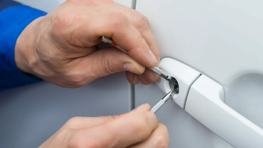 Highland Auto Locksmith Near Me - 24/7 car key replacement and lockout service in Highland, NY.