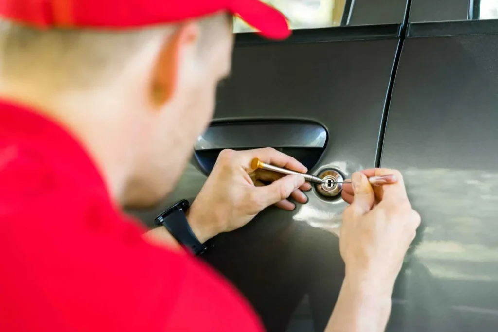 Maybrook Auto Locksmith Near Me – Re-Entry Lock & Safe