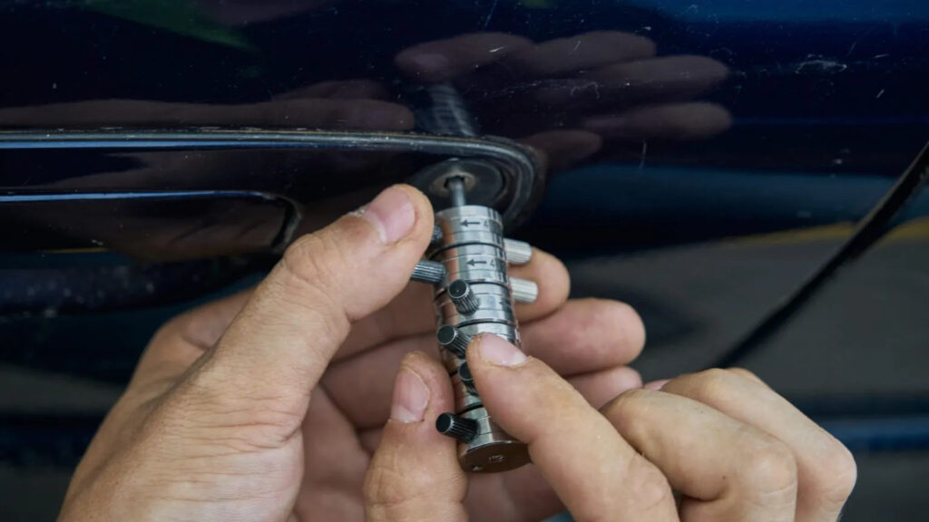 Redhook Auto Locksmith Near Me – Re-Entry Lock & Safe