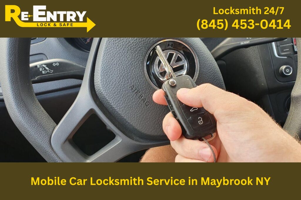 mobile car locksmith service in Maybrook NY providing on-site auto locksmith assistance